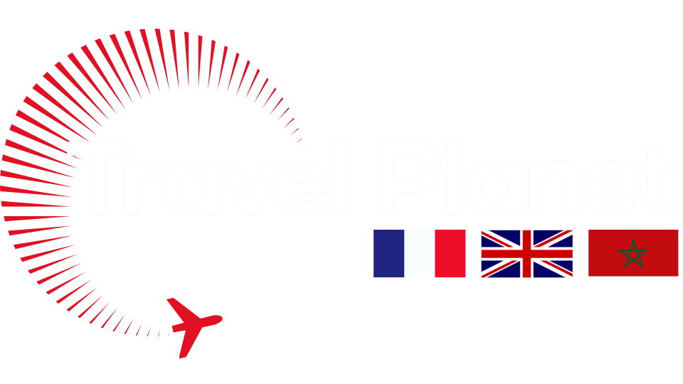 Logo PC Travel Planet avec drapeaux agrandis